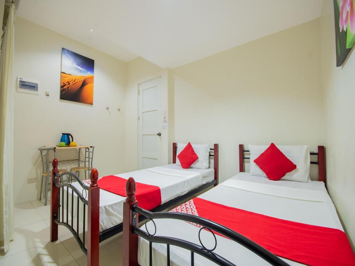 Oyo 707-908 Salinas Suites Cebu Εξωτερικό φωτογραφία