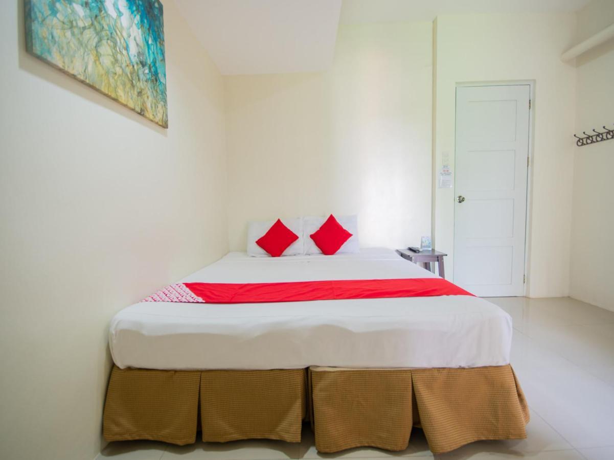 Oyo 707-908 Salinas Suites Cebu Εξωτερικό φωτογραφία